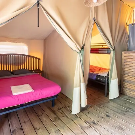 Lou Camping 3*