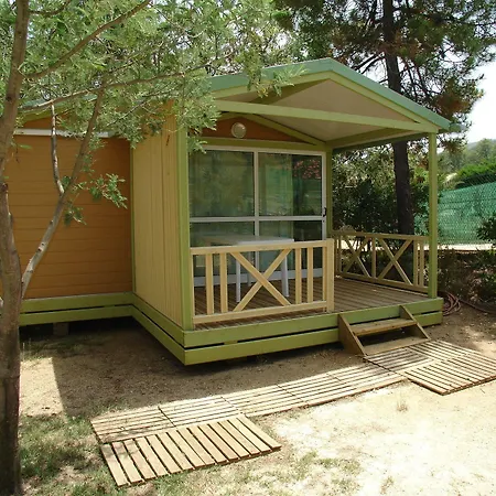 Lou Parque de Campismo 3*