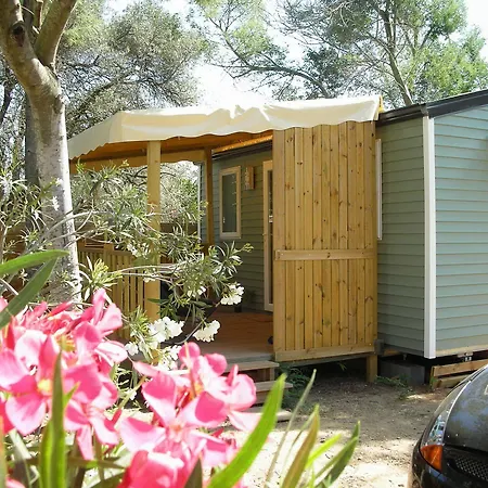 Lou キャンプ場 Cabasson